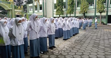 SMA NU Al Ma’ruf Kudus Laksanakan Apel dan Doa Bersama dalam Persiapan Ujian Sekolah