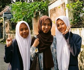 Tim Riset SMA NU Al Ma’ruf Kudus Raih Juara 3 LKIN QBF 2026